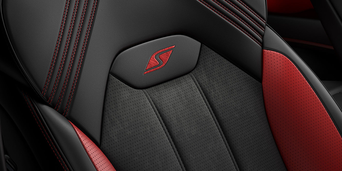 Bentley Beijing-Yizhuang Bentley Bentayga S seat with detailed red Hotspur stitching and black Beluga coloured hide. 